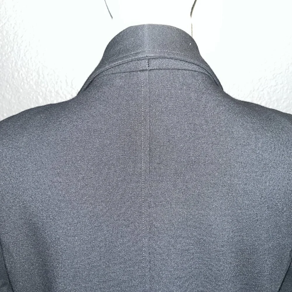 EILEEN FISHER CHARCOAL GRAY STRETCH KNIT CAREER BLAZER - EUC - SIZE MEDIUM